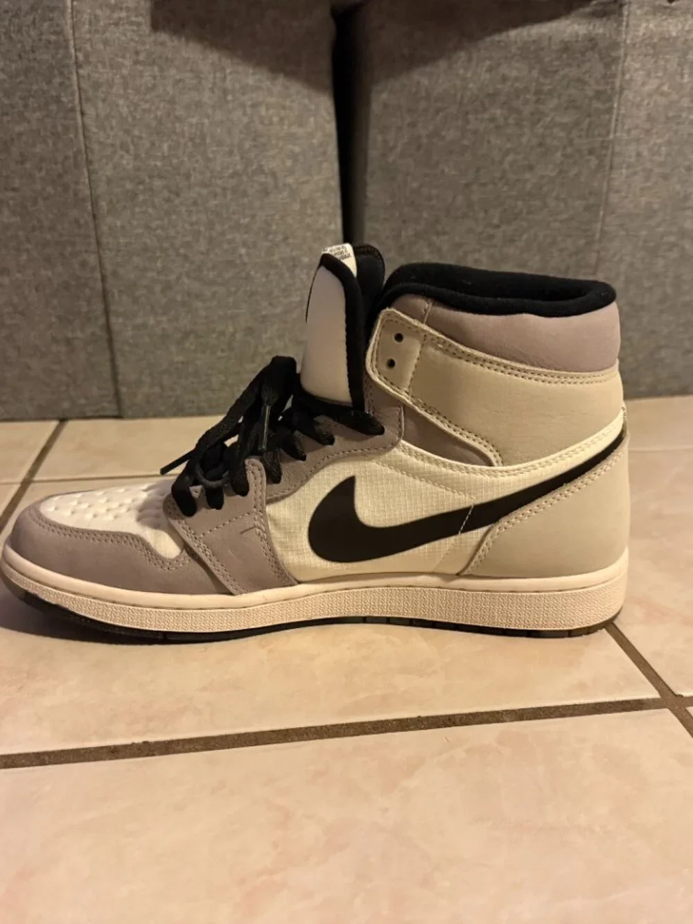 Jordan 1 High Element GORE-TEX 'Light Bone'